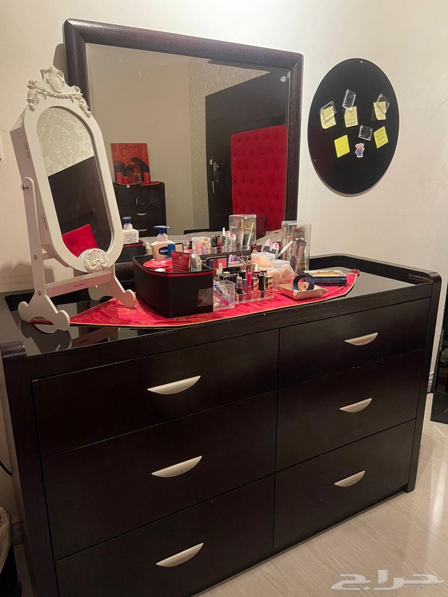 غرفة نوم كامله استخدام نظيف64440656532355111