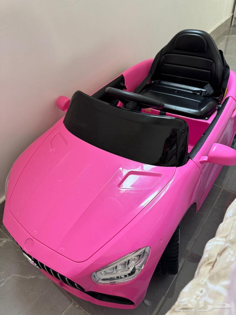 سيارة كهربائية على البطارية64597568555906113