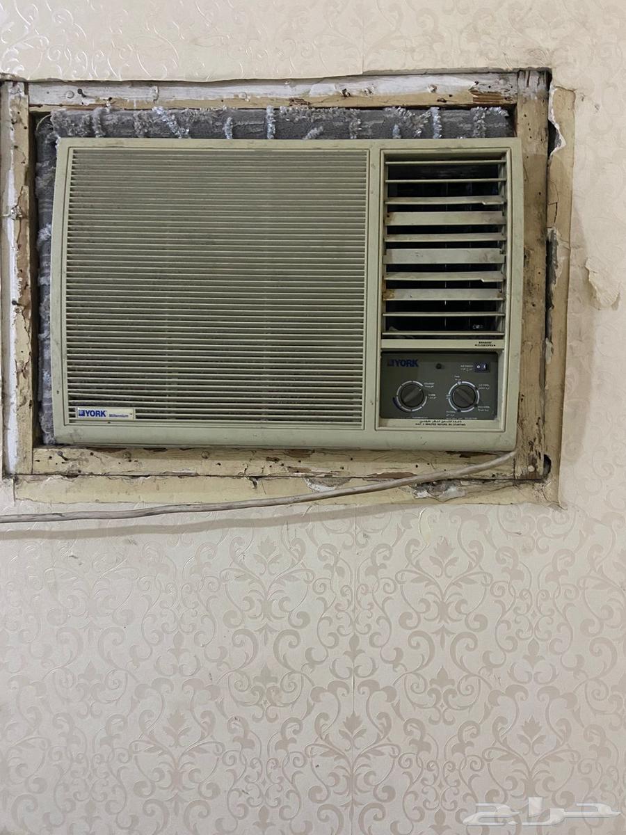 مكيف شباك بحاله نظيفه جدا64439375568129111