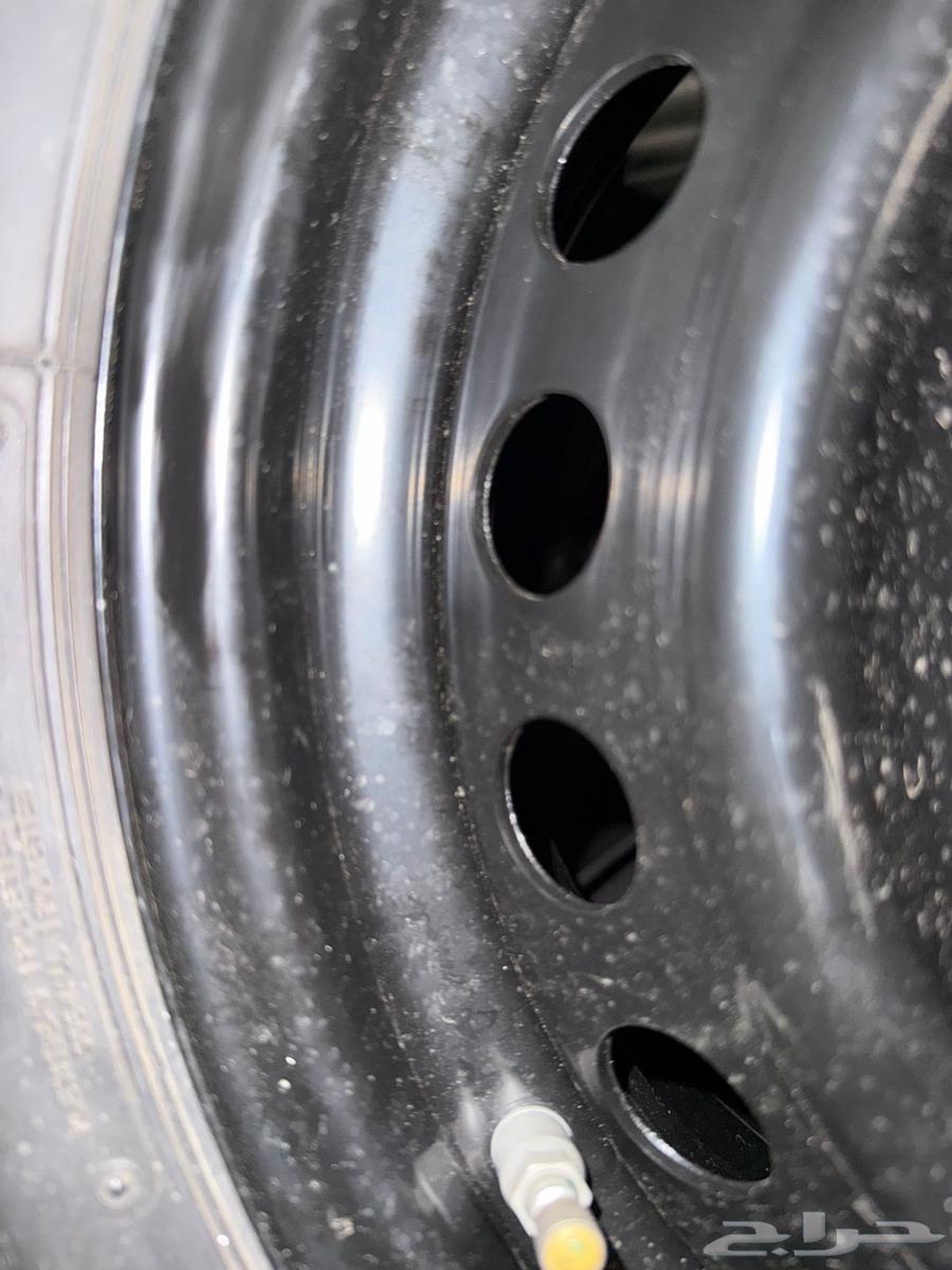 Urgent sale of a used cabin, agency, and front left lamp64597495584770114