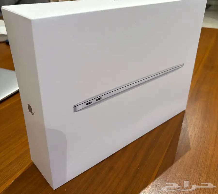 MacBook Air 202064441663785218112