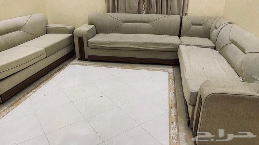 Sofa, mattress, and table64432972003971113