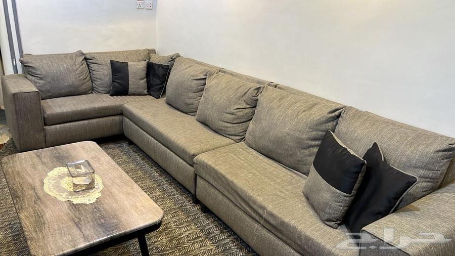 Clean sofa for urgent sale with table64441869237762111
