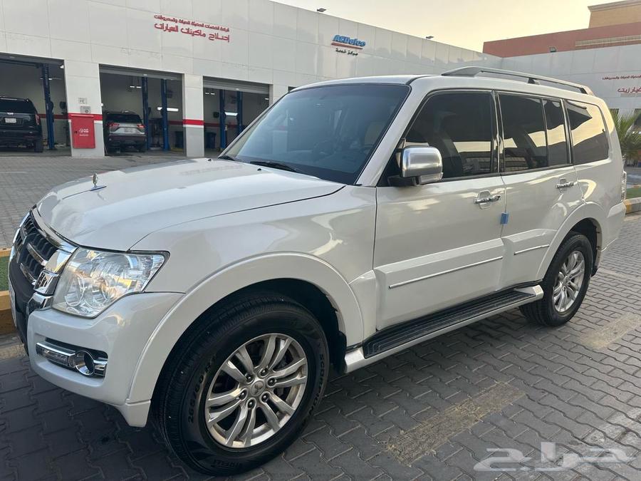 باجيرو 3800 موديل 2018 العلامة الذهبية بنزين مكينة كبيرة64597544332161111