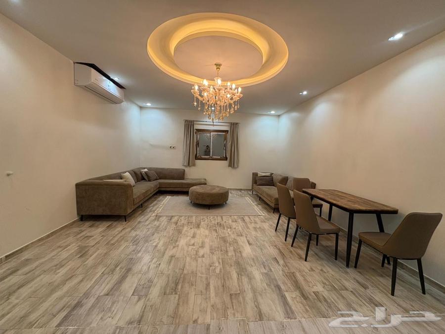 شقه من غرفتين ومطبخ ودوراتين مياه مفروشه من احسن الفرش64212035704961112