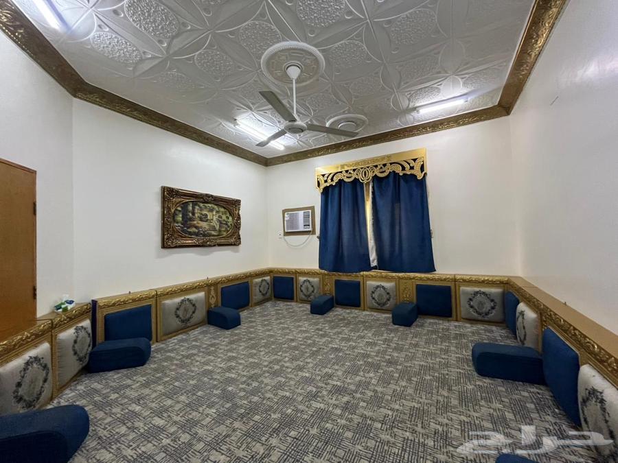 جلسات للبيع خشب قوي64439960714754110