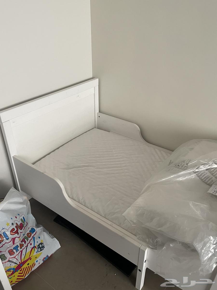 Very clean Centropoint baby bed64441759535105111