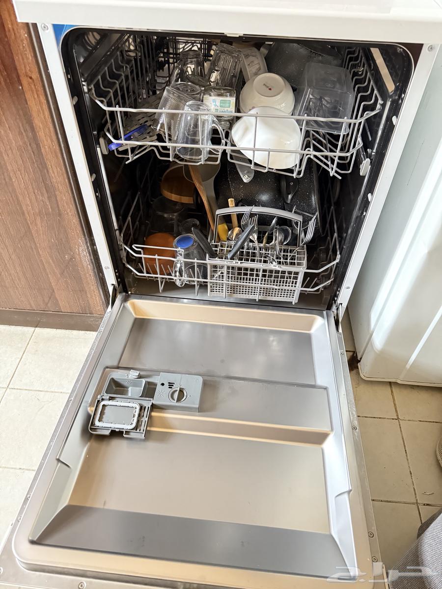 اغراض للبيع64436065054081113