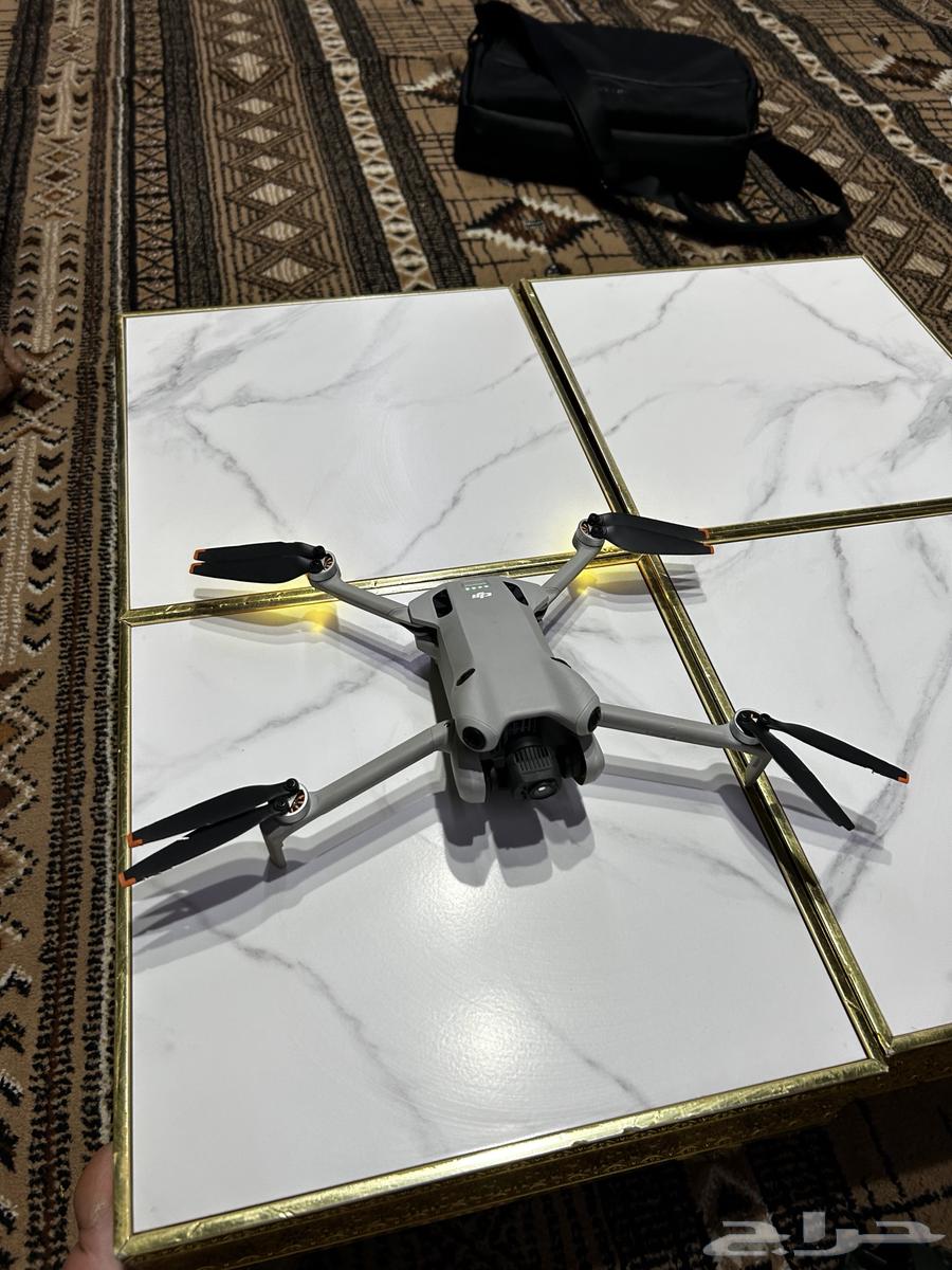 الدرون DJI Mini 4 Pro للبيع   نظيف   3 بطاريات64443722599299114