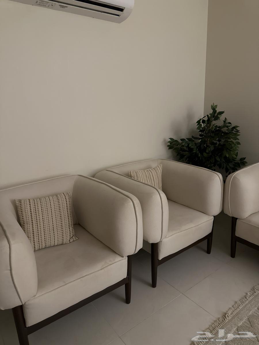 كنب للبيع استخدام 6 اشهر64437706581121111