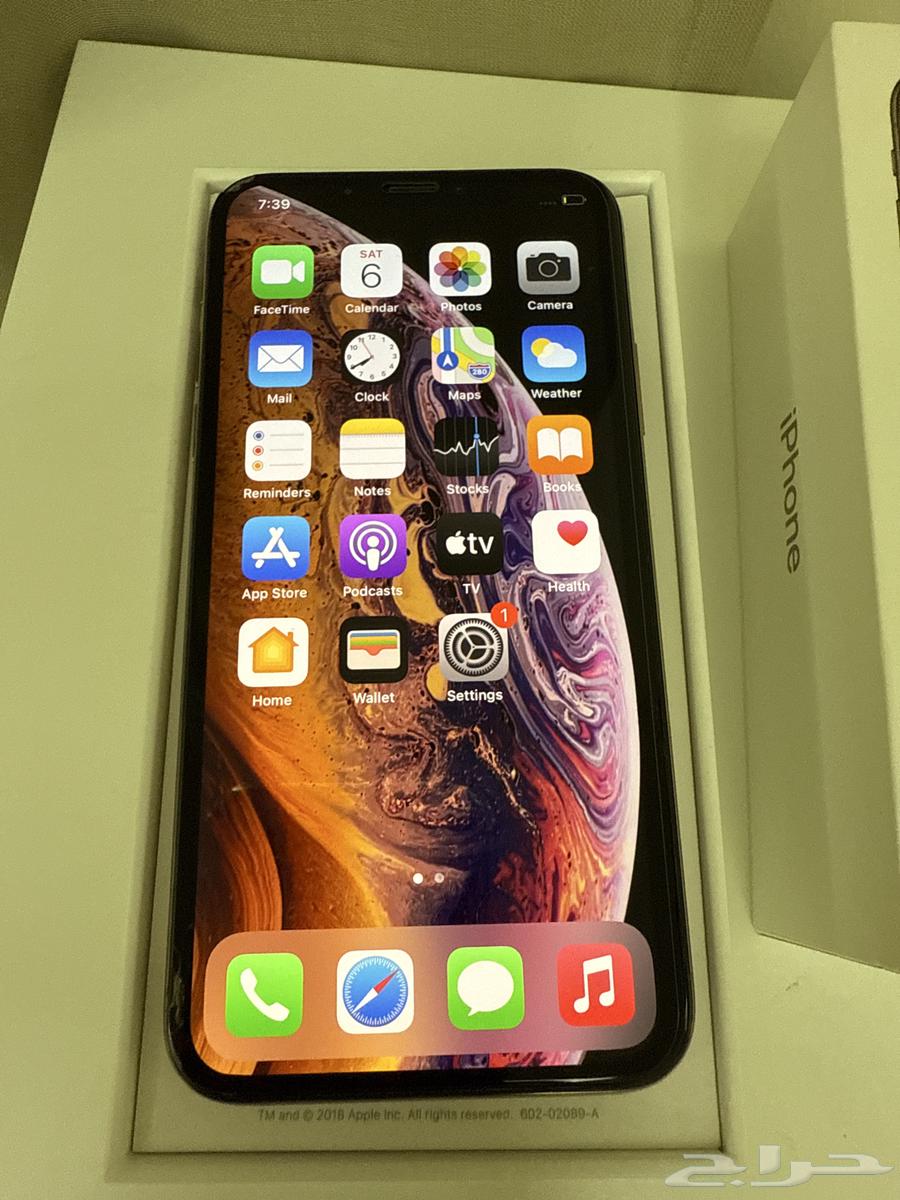 iPhone xs 256GB Golden64440069560323113
