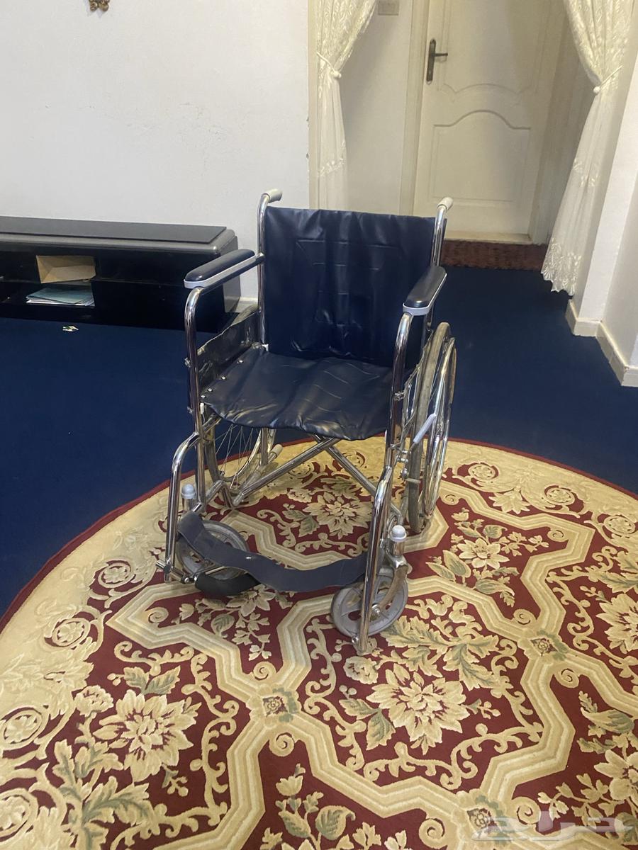 Clean used furniture and new unused items64437908294018113