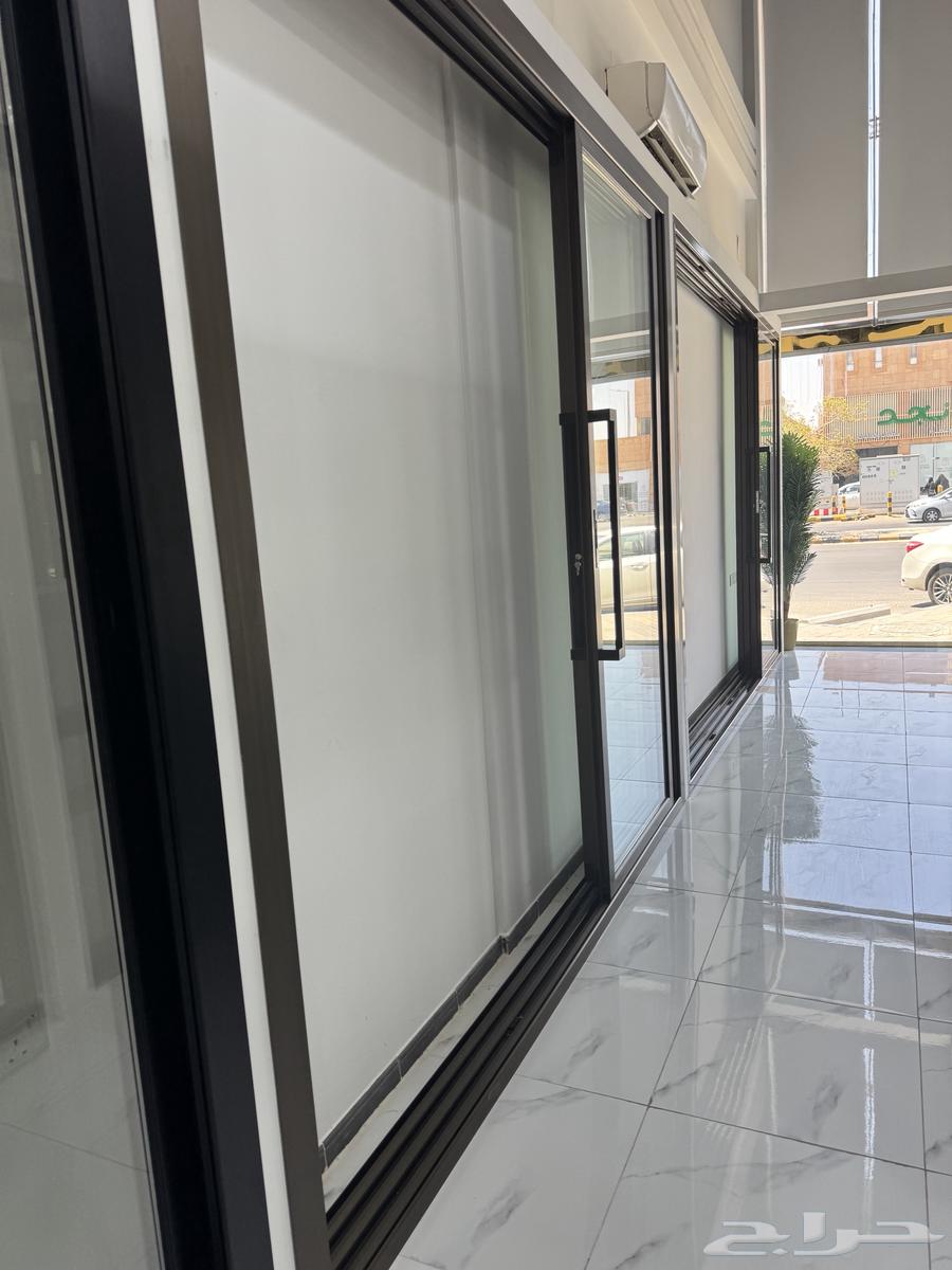 معرض المنيوم وزجاج للتقبيل64213908614787113