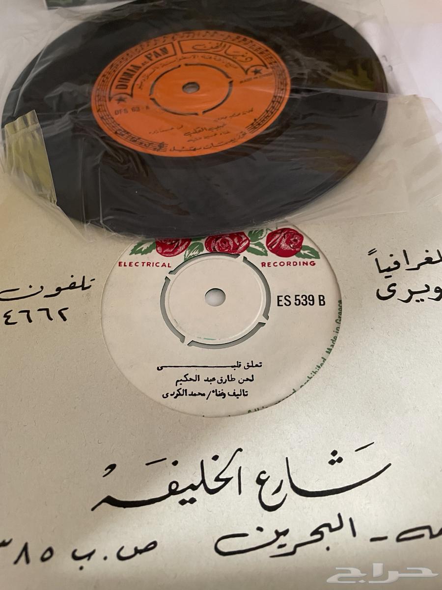 عدد 11 اسطوانه وكاترج وشريط للفنانين (تم البيع )64437746774273113