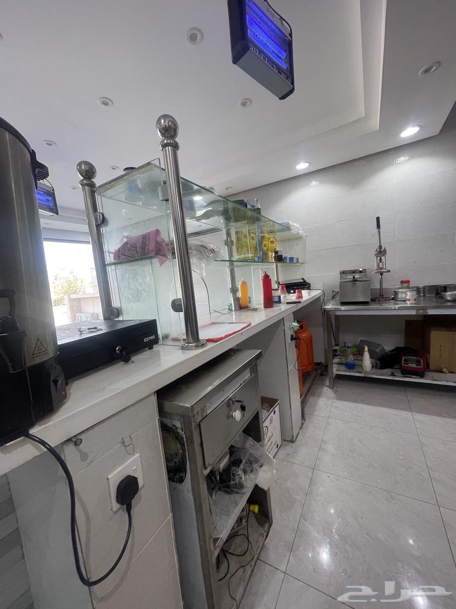 معدات بوفيه للبيع بحاله ممتازه64435849592066114