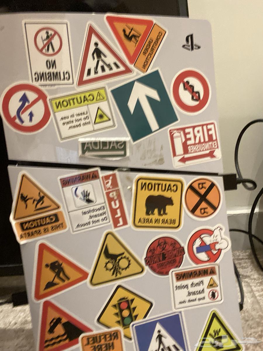 Sony for sale with two controllers and all accessories, please contact via WhatsApp, no calls64441705082625111