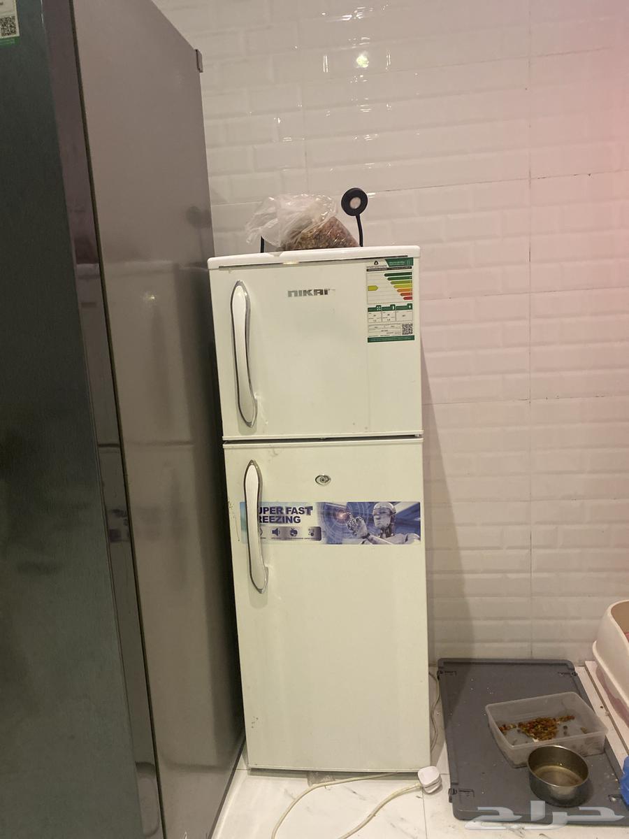 Split AC and refrigerator64437813720578112