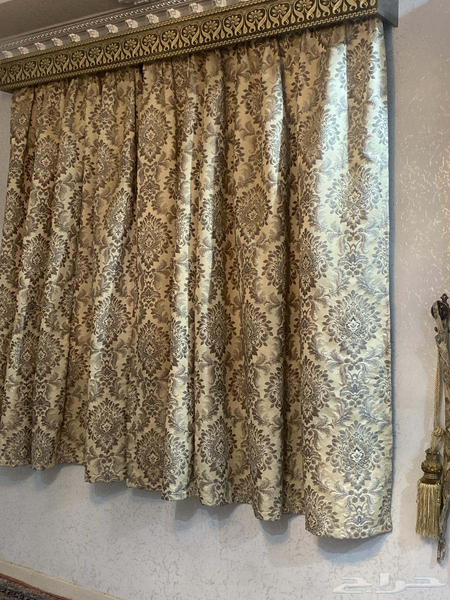 ثلاث ستاير نفس الشكل بضبط. فرشة 4 5نفس الصوره للبيع64435054332419110