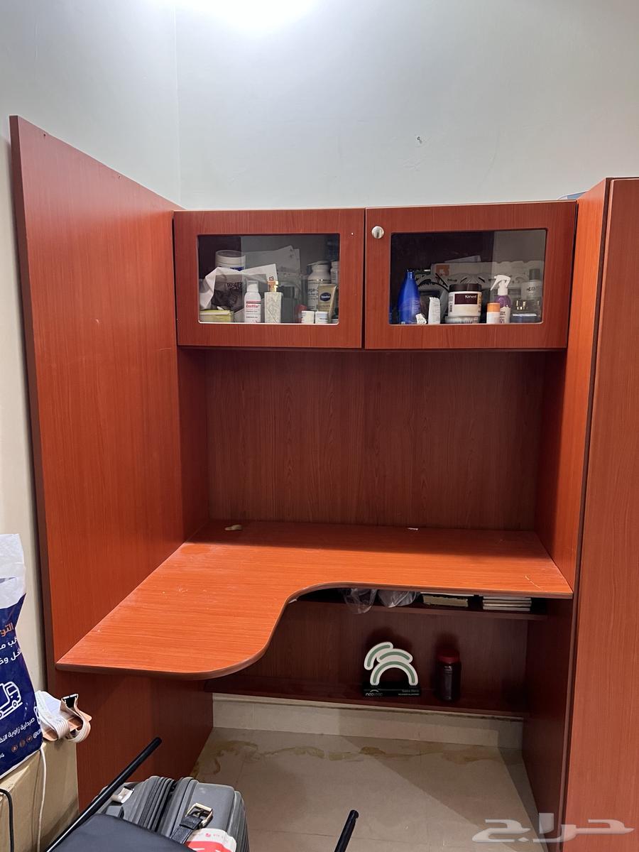 Wardrobe64440573870595112