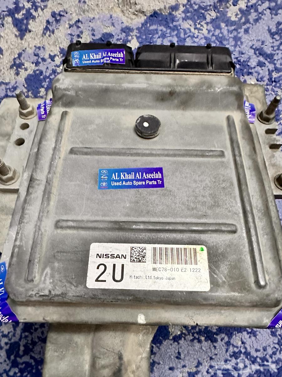 كمبيوتر نيسان بالتينيم نظيف على الشرط64436896500481110