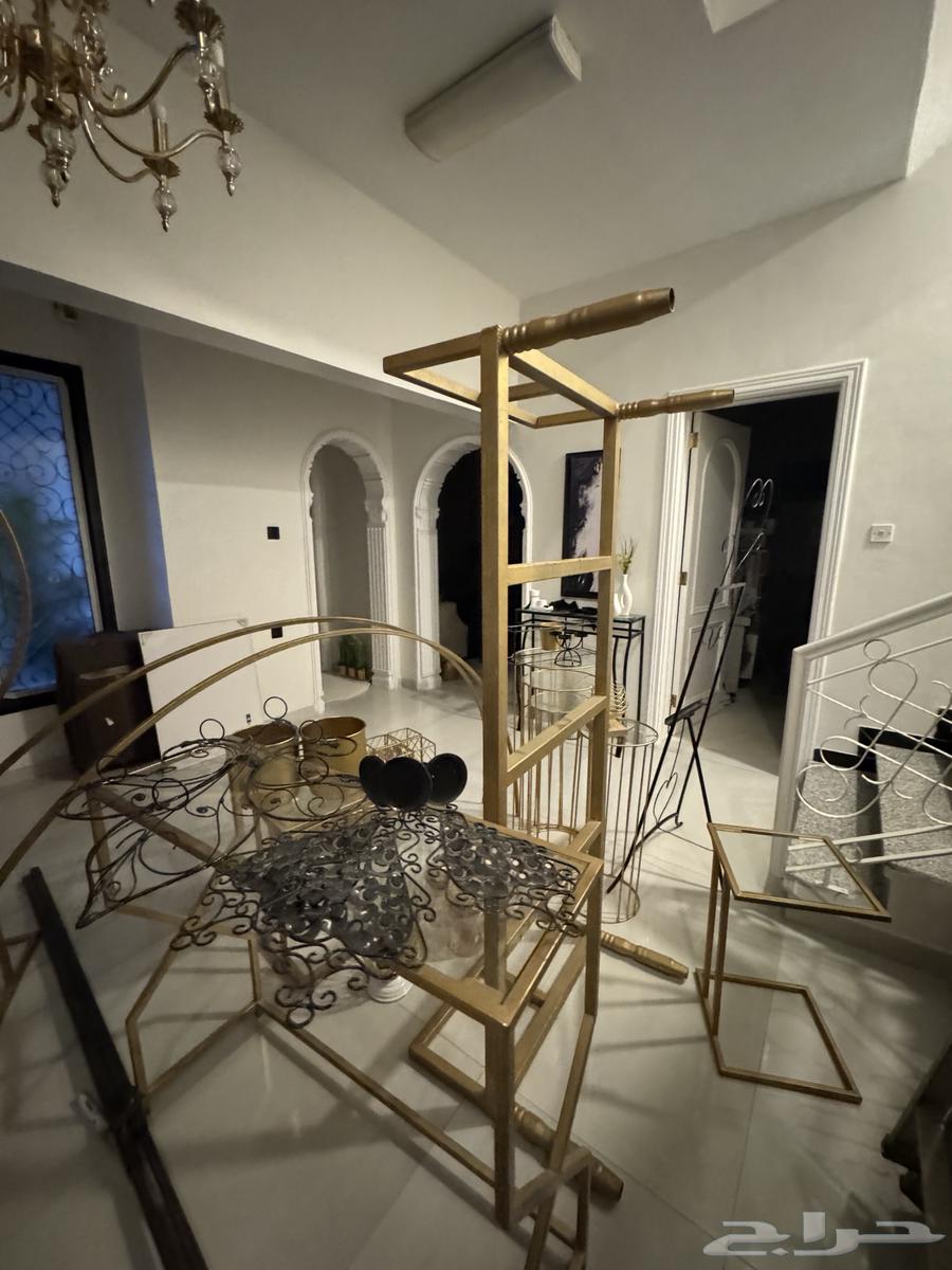 للبيع حدايد واخشاب64441472062466111