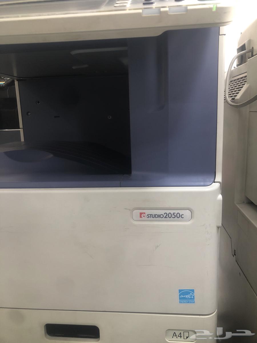 موجود طابعه ريكوه عادي وطابعه توشيبا ملون بحاله جيده64435741104385114