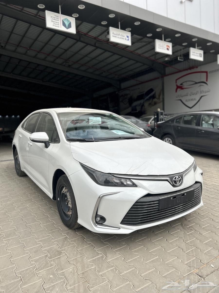 تويوتا كورولا طيس 2.0 ابيض 2025 جديد 78200 شامل الضريبة64595465095811111