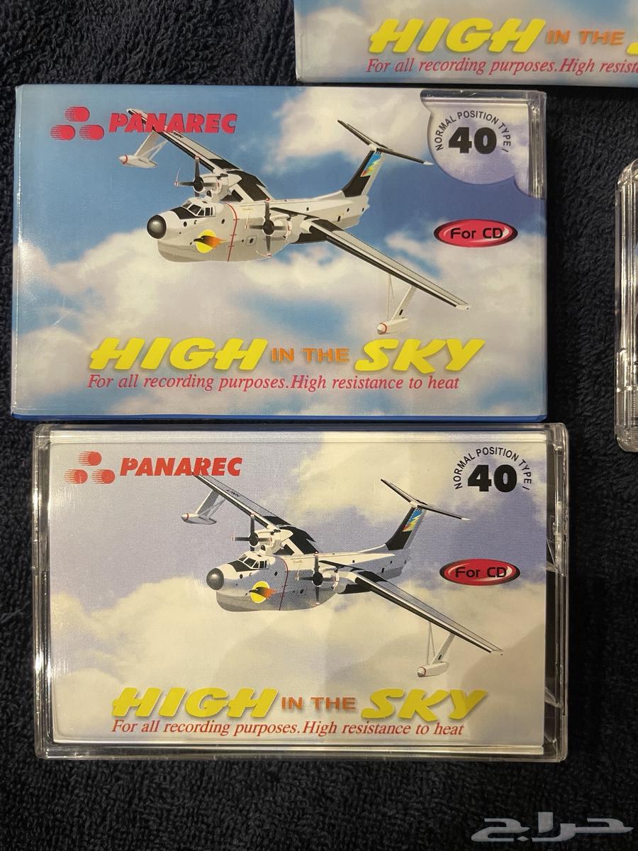 Old cassette tapes64439932416771113