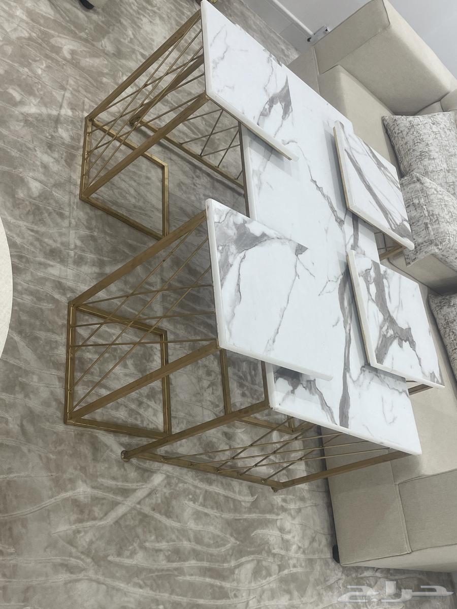 طاولات للبيع64434169307138111