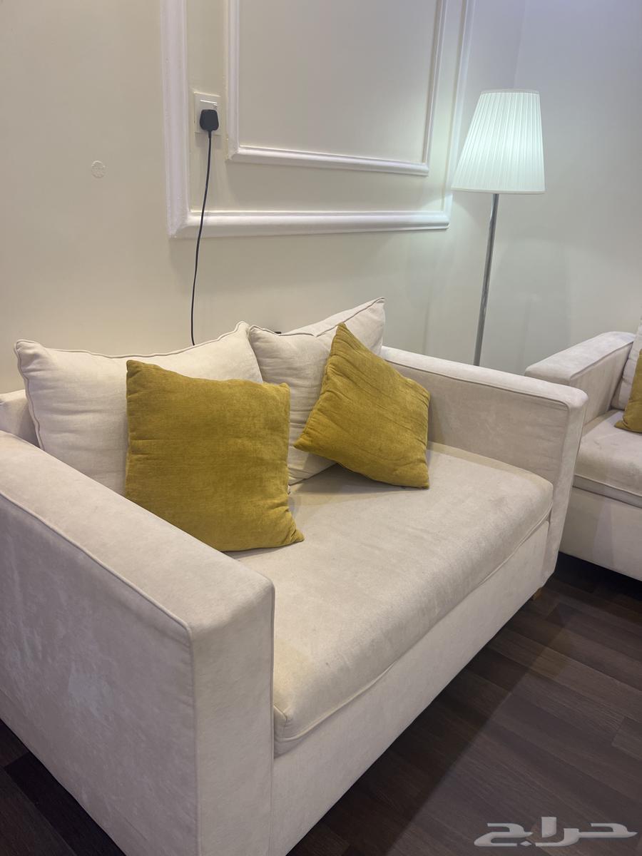 كنب بحاله جيده عباره عن 4 قطع64440752226562112