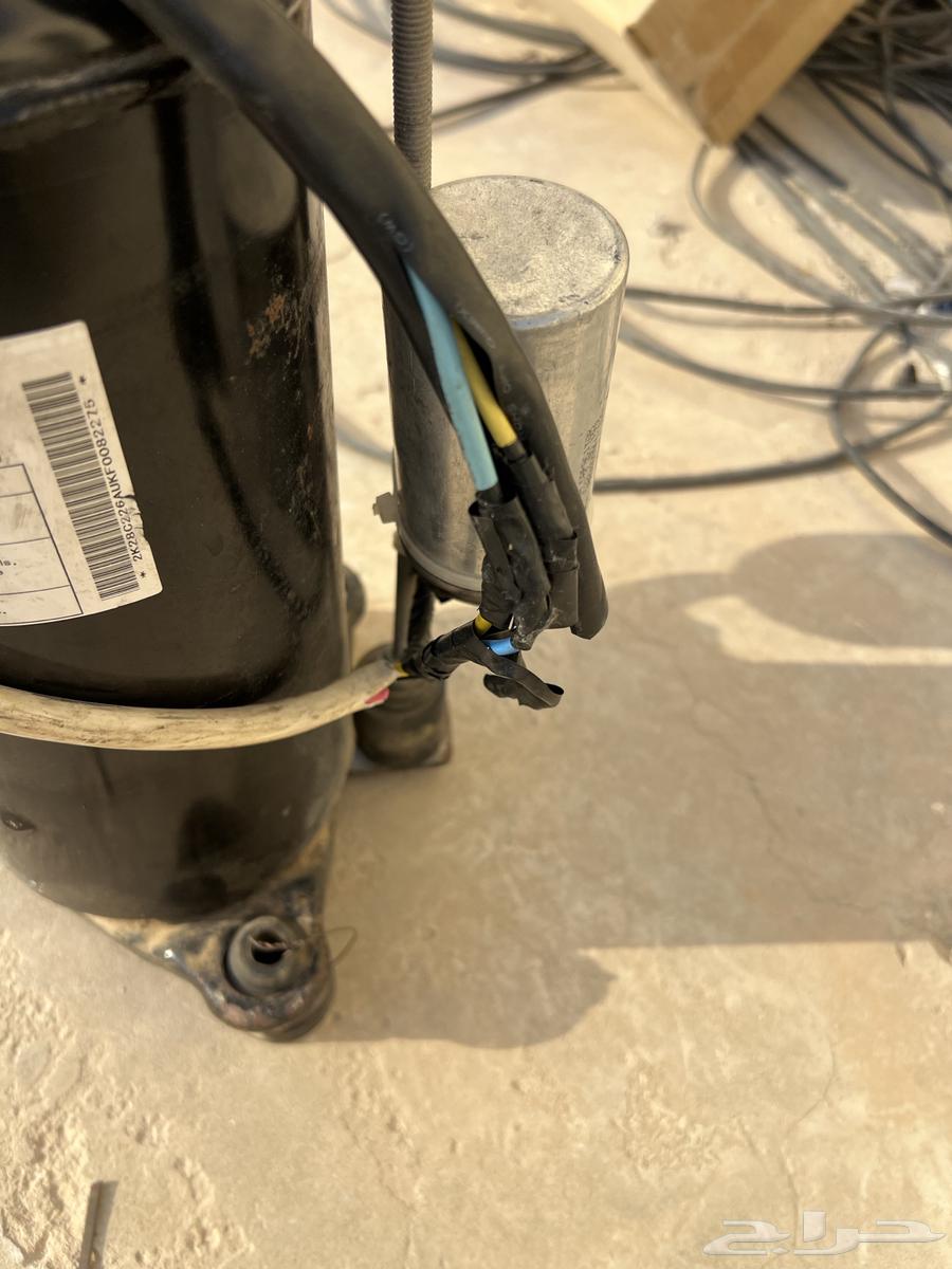 للبيع كمبريسور مكيف طن ونص 18وحده فريون 22 واكسسوارات مضخة64434986233730112