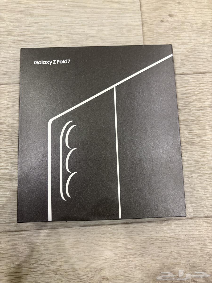 جوال Z Fold7 اسود واحد تيرا 1T الرام 1664441062856450113