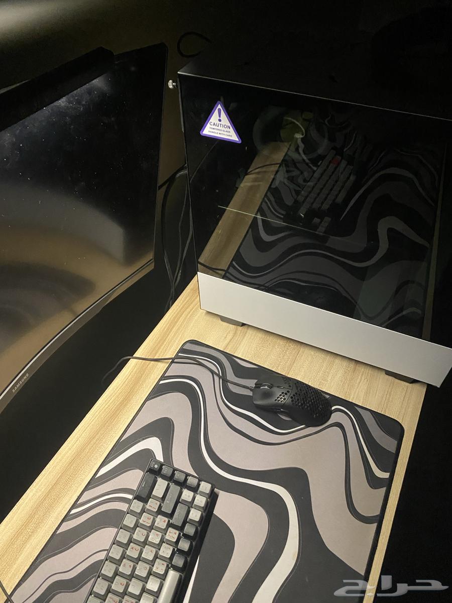 بيسي للبيع مستعجل مع الشاشه وكرسي قيمنق64436762883715114