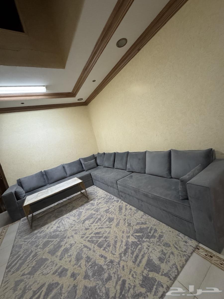 Clean L-shaped sofa for sale64434619420419110
