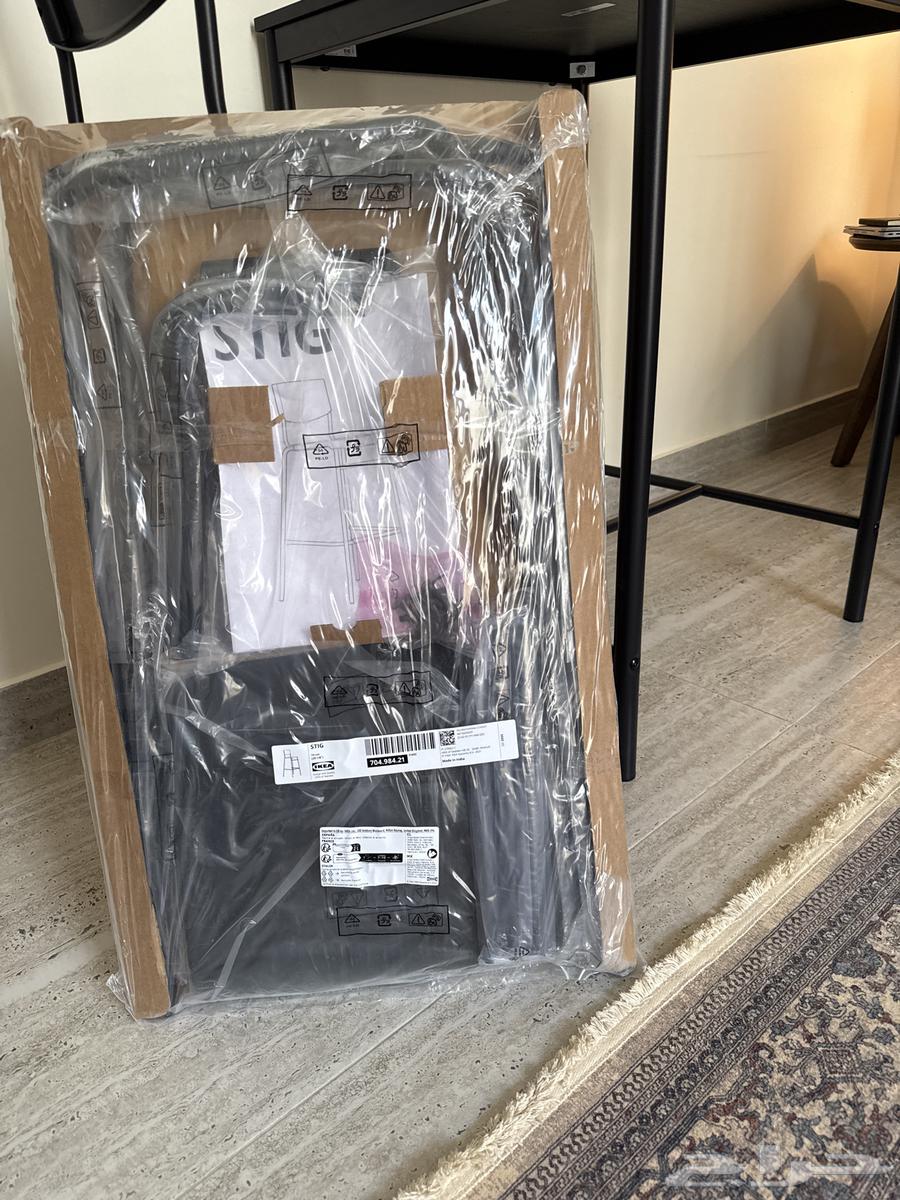 New IKEA dining table with two chairs (bar)64436521017091111