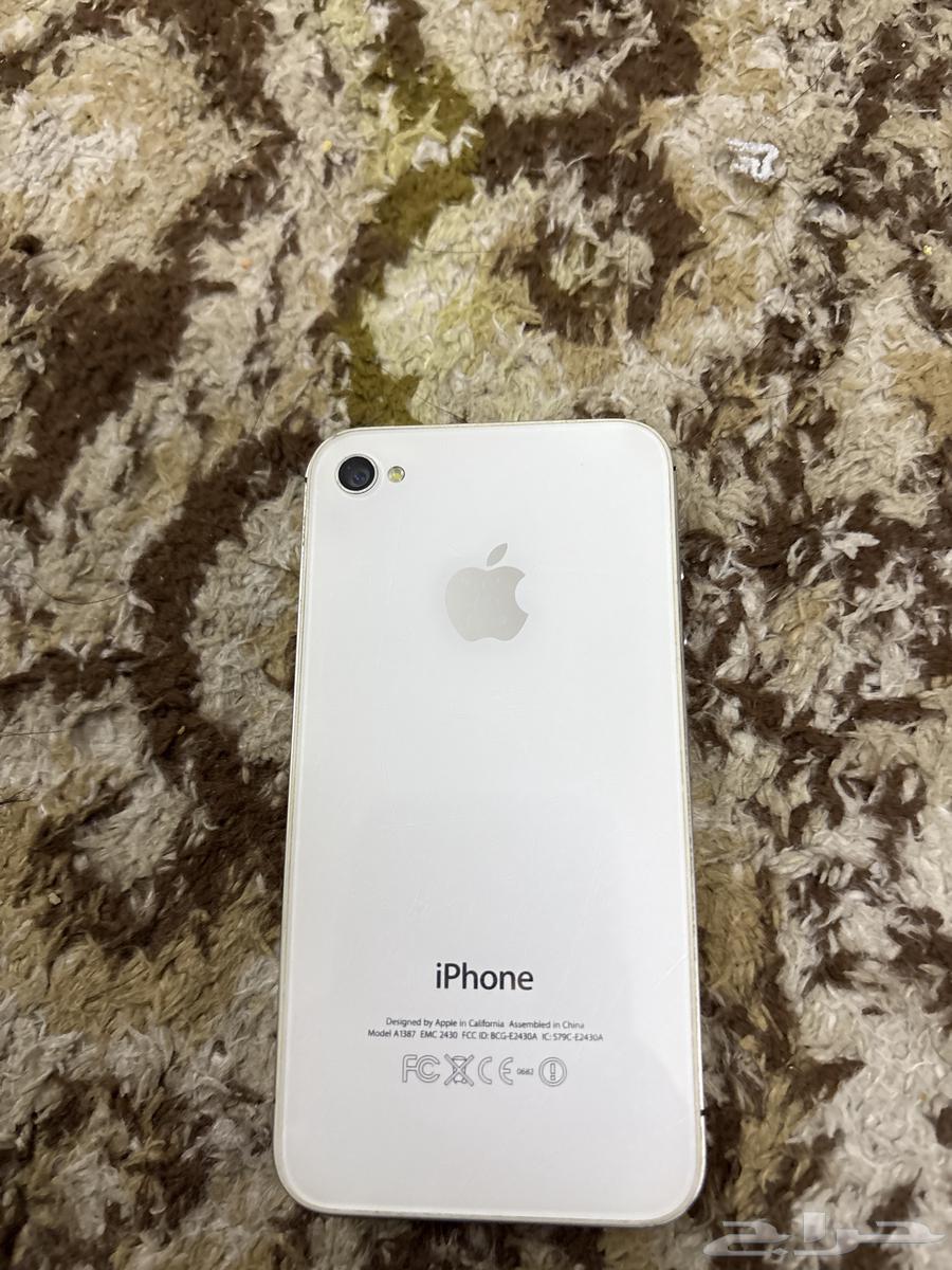 iPhone 464439932498178111