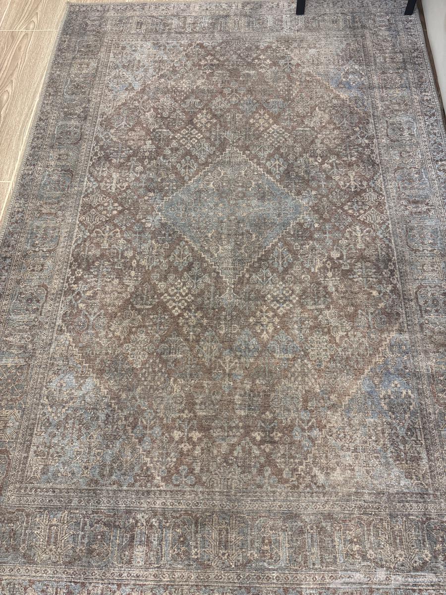 Clean used carpet, size 160-22064440955088129110