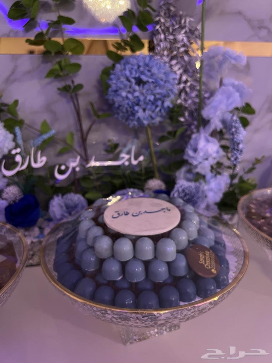 Newborn Welcome Stand with Artificial Flowers64441595152897111