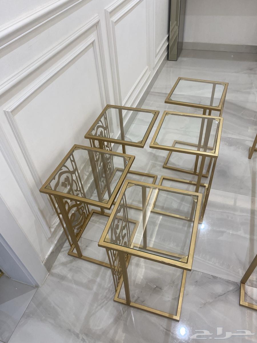 طواله رئسية و طاولات خدمه 5 لا يوجد خدوش 400 قابل ل تفوض64439118420867111