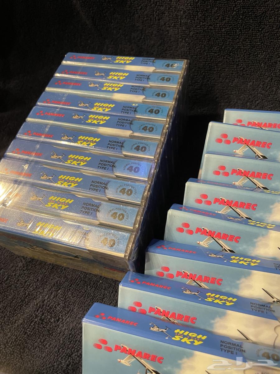 Old cassette tapes64439932416771111