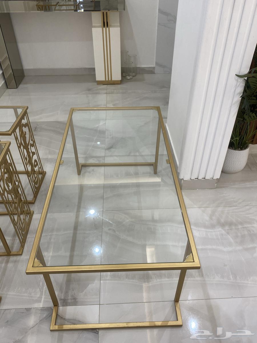 طواله رئسية و طاولات خدمه 5 لا يوجد خدوش 400 قابل ل تفوض64439118420867110