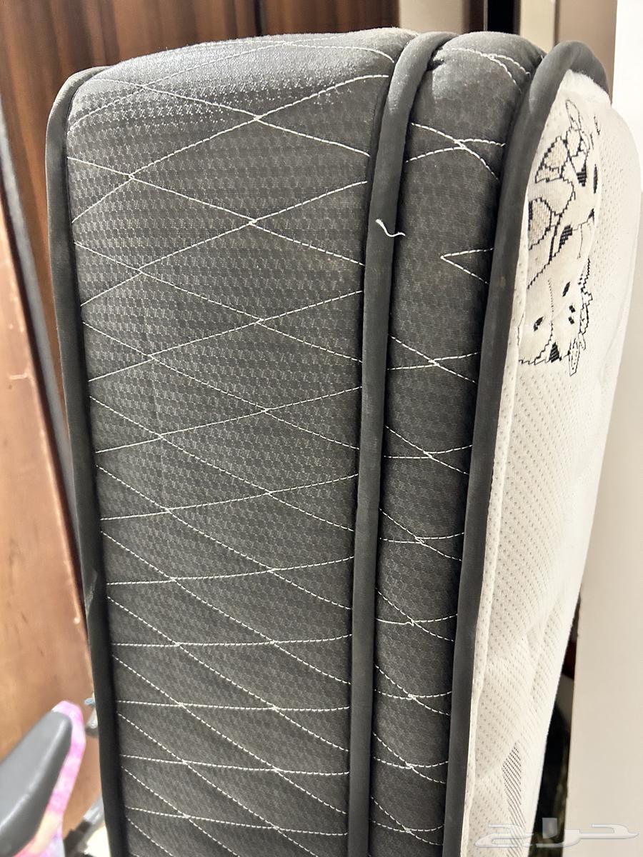 مرتبة سرير ممتازه كبيره64436306569347110