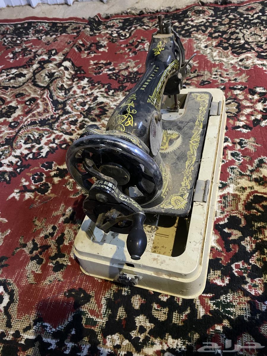 Sewing machine64441814389121111