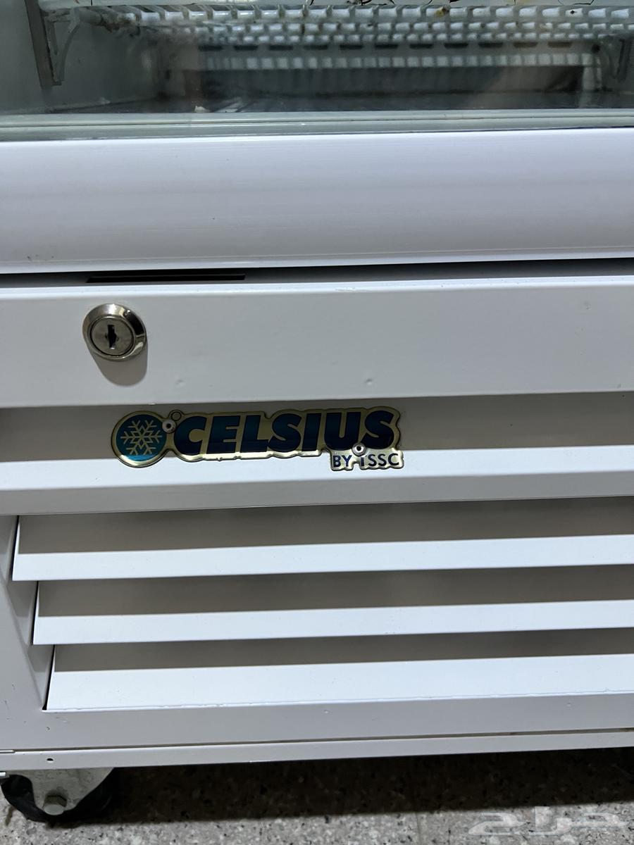 Vertical refrigeration and display refrigerator64437611999747111