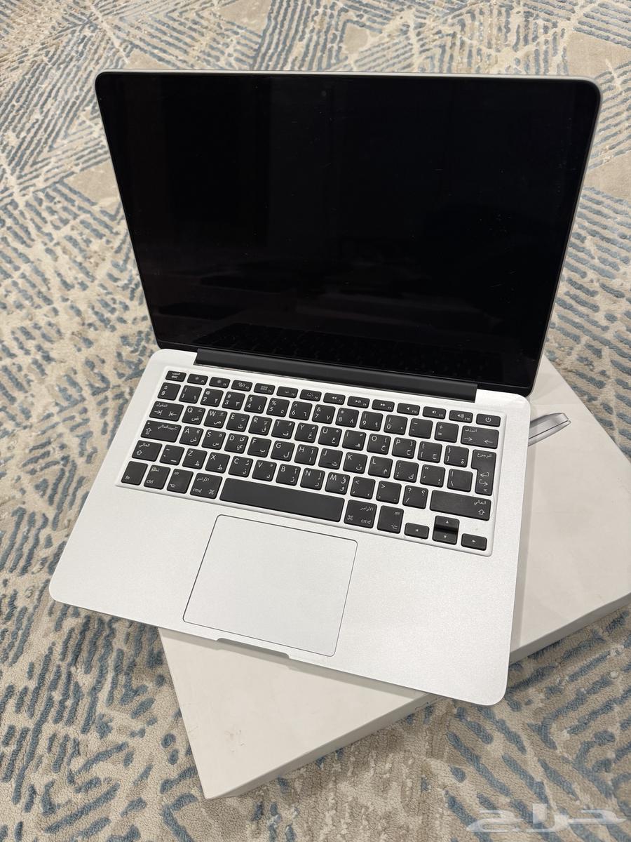 MacBook Pro (Retina 13-inch, Early 2015)64436426880899111