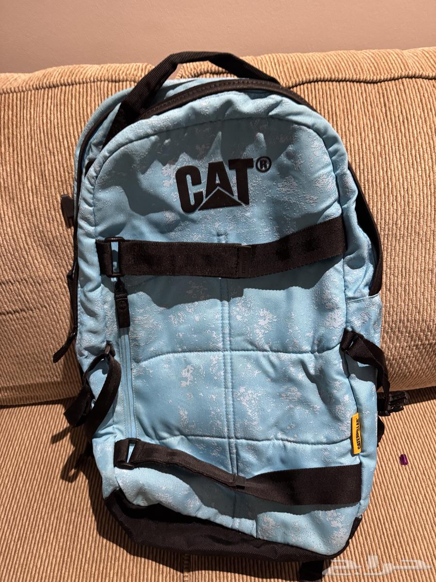 شنطه cat استعمال نظيف ب 5064439417157507110