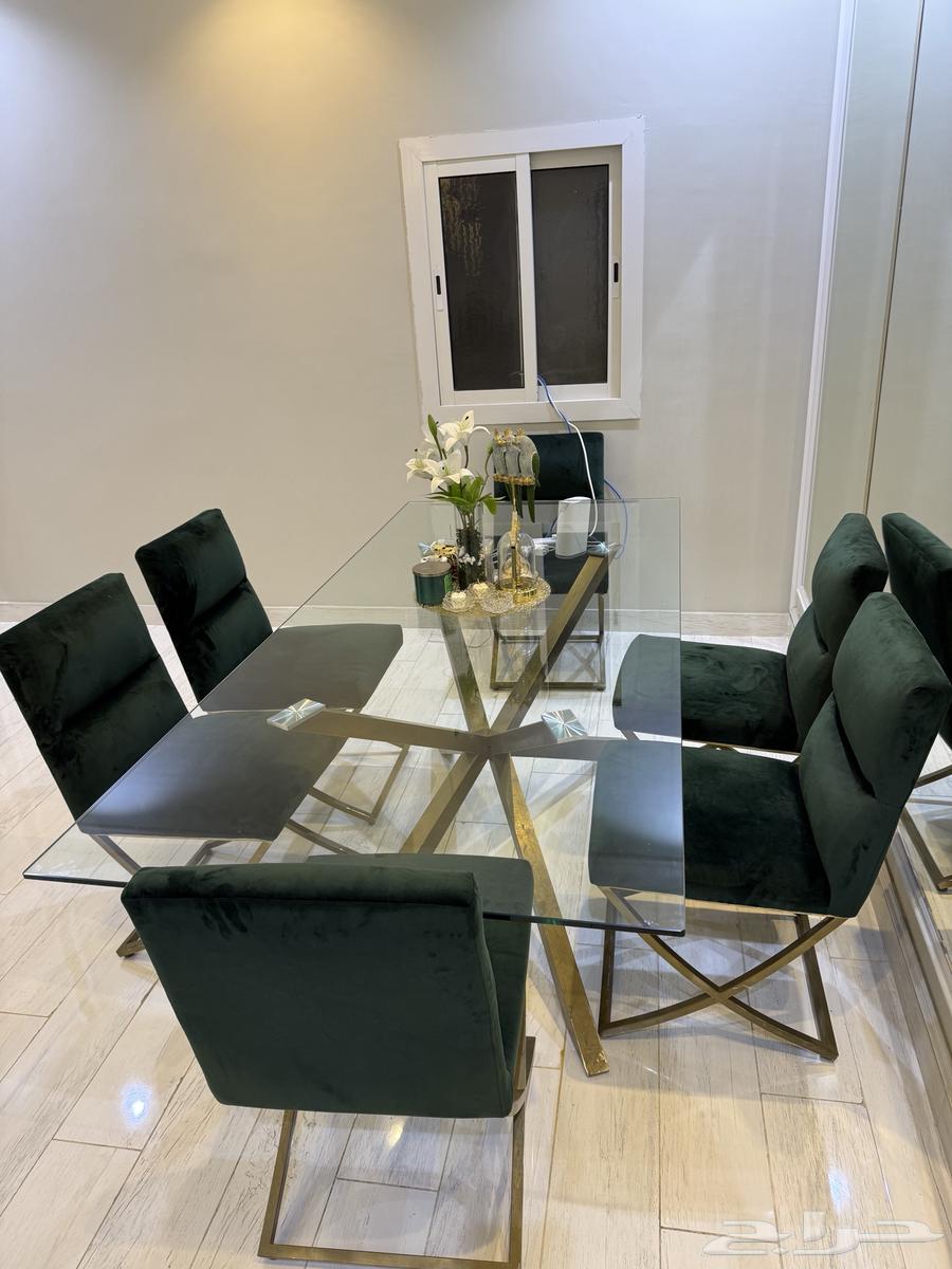 طاولة طعام للبيع64441377560450113