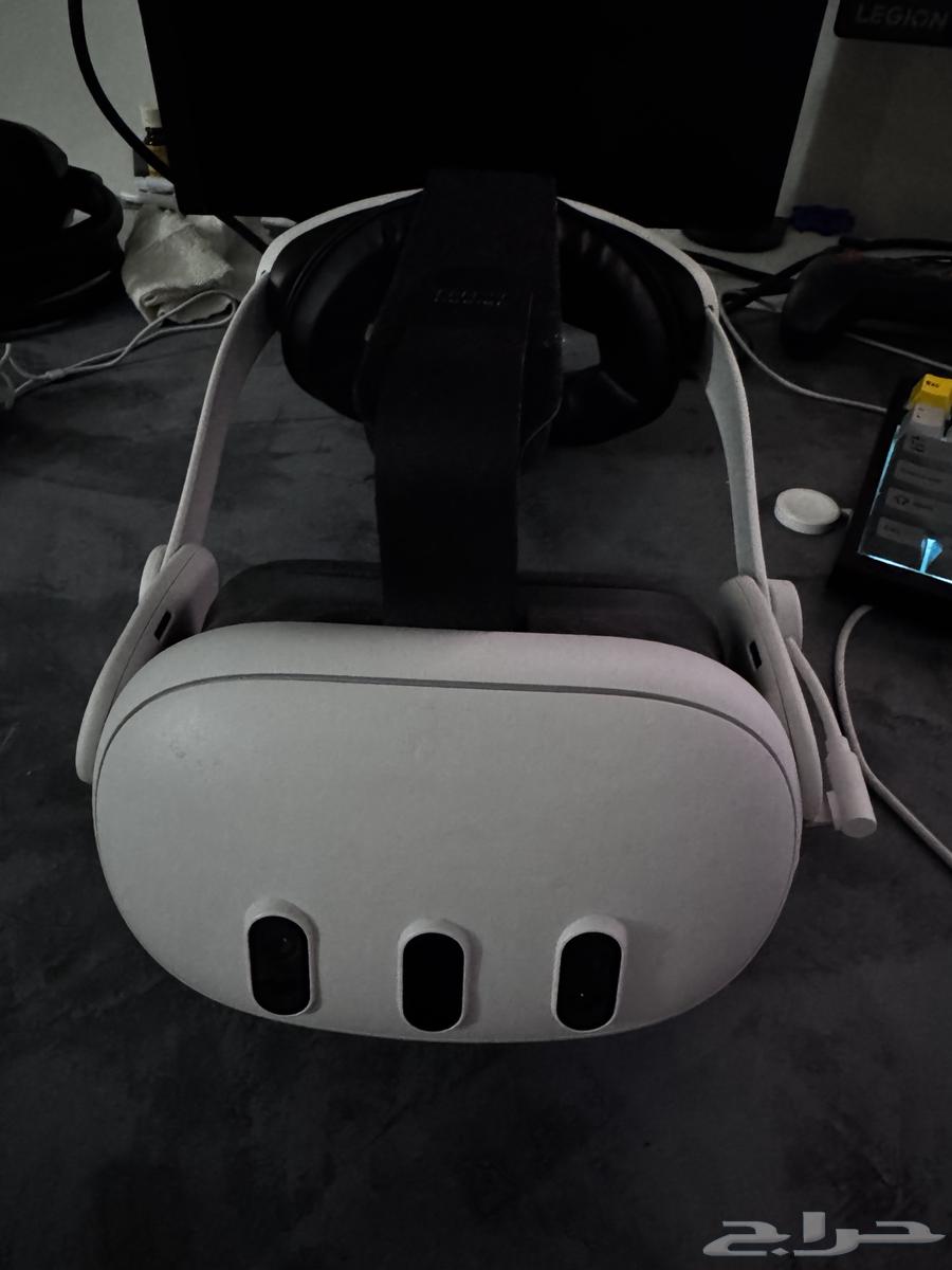 meta quest 3 512GB استخدام شهرين معى اكسسواراتها64436440438531111