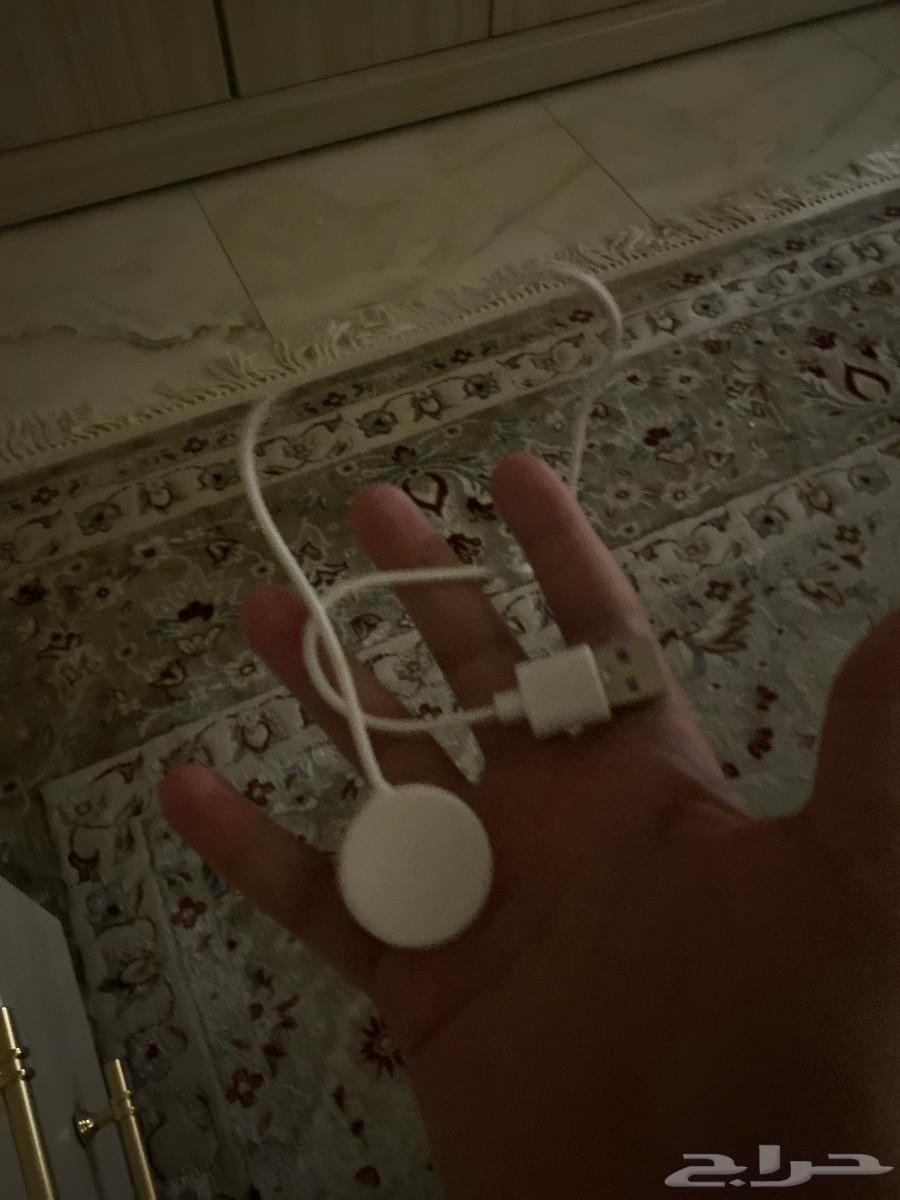 Watch, headset charger, and perfume64437490511874114