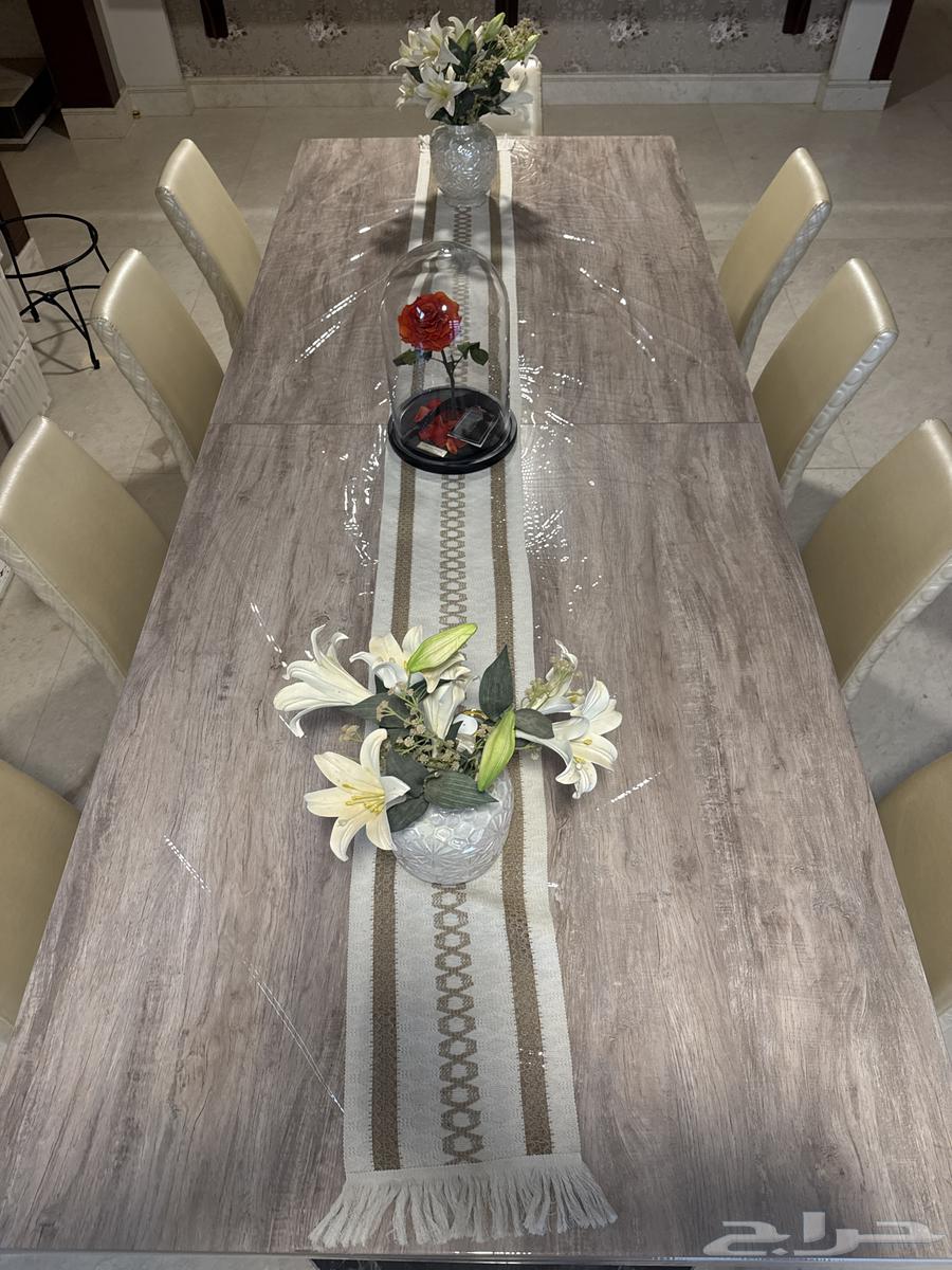 Table with ten chairs, four meters64434918569601110